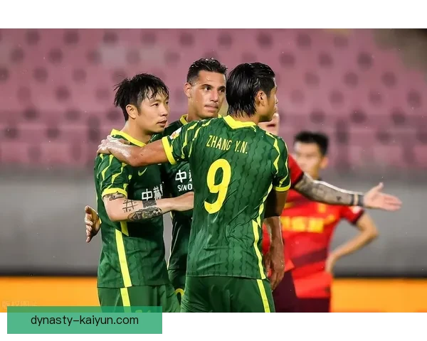 维特斯边路速度表现稳健，助力球队在联赛中保持竞争力。